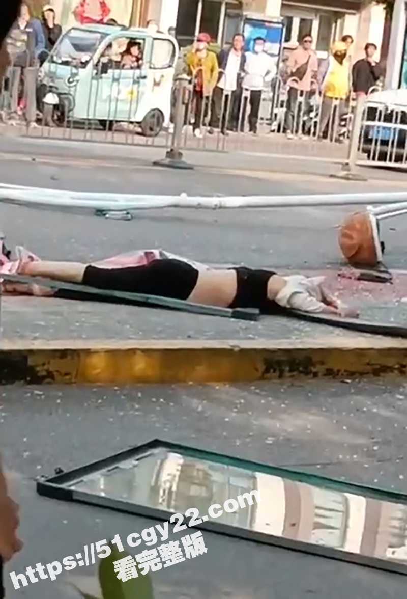滕州特大交通事故 (8)