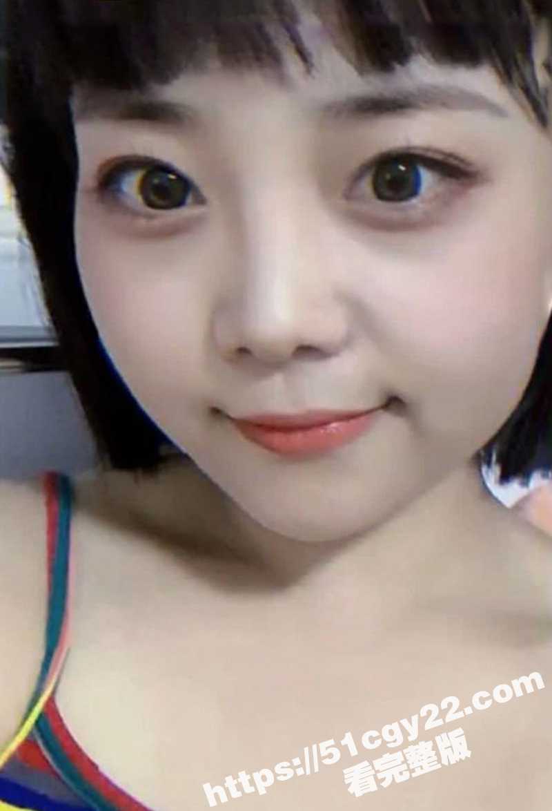 反差少女 贾冬雨 性爱视频第二弹 骚逼母狗约炮成瘾钟爱群交 撅起肥臀被炮友狂扣骚穴 淫水狂流！