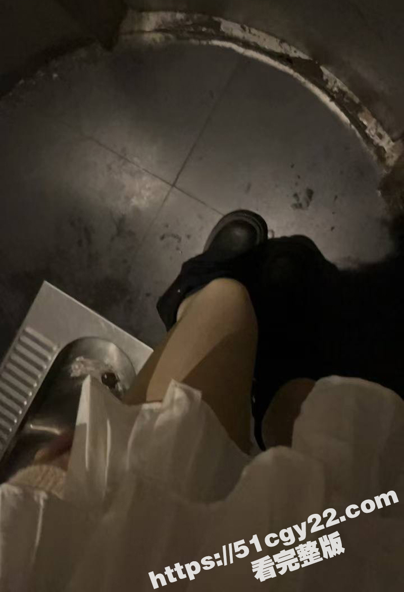 刘思雨性爱视频 (9) 拷贝