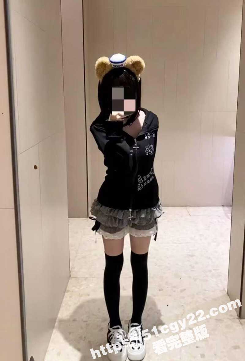 刘思雨性爱视频 (10) 拷贝