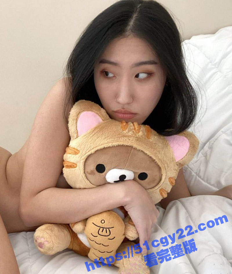 韩国博主 lustrbby 自慰福利合集流出 极品母狗全方位展示性感酮体 淫骚自慰表情撩人！