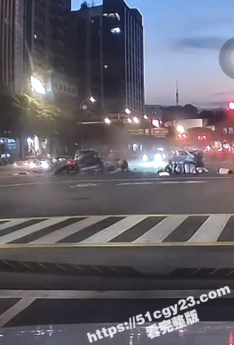 车祸视频 (7)