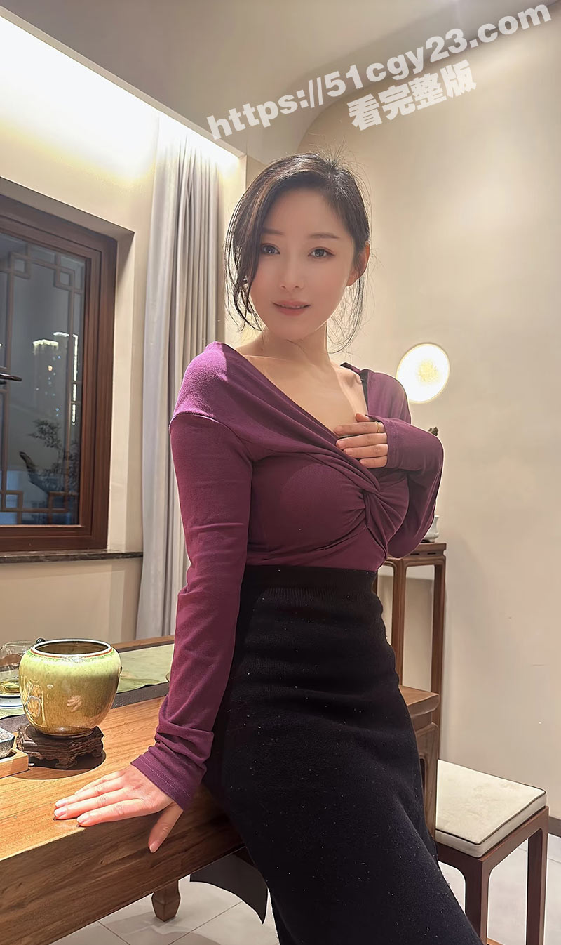 巨乳少妇JK网袜 臣服于主人脚下 扇巴掌脚趾插骚逼 各种SM调教 彻底沦为金主的骚母狗！