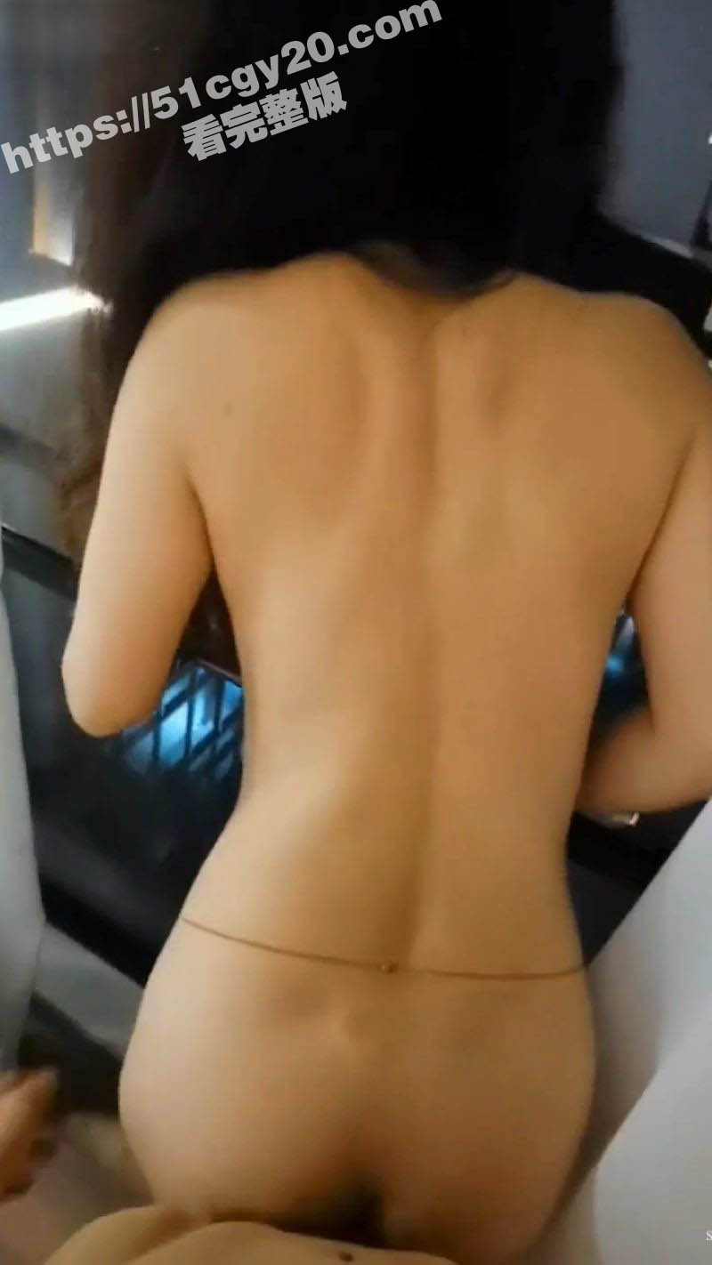 1 (8)