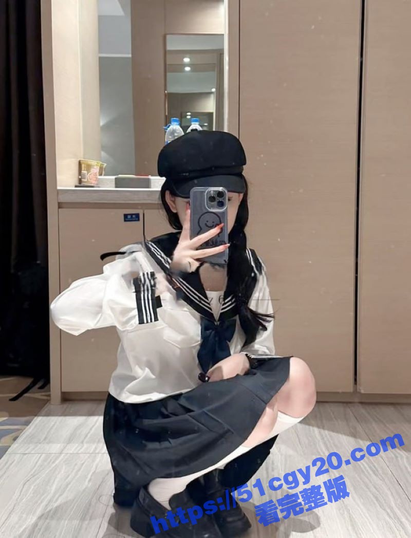 顶级白富美 林绾绾 SVIP收费福利流出 女神秒变骚浪欲女 被金主抓奶打桩猛操 直呼不要了！