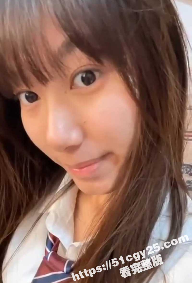 江苏大三学生妹 下海网黄被同学发现 以此威胁成为私人母狗 自慰性爱视频全网疯传！