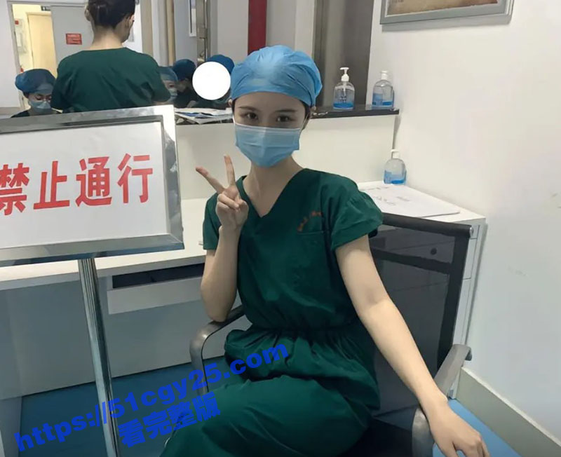 湖南省人民医院的实习护士工作护士服照