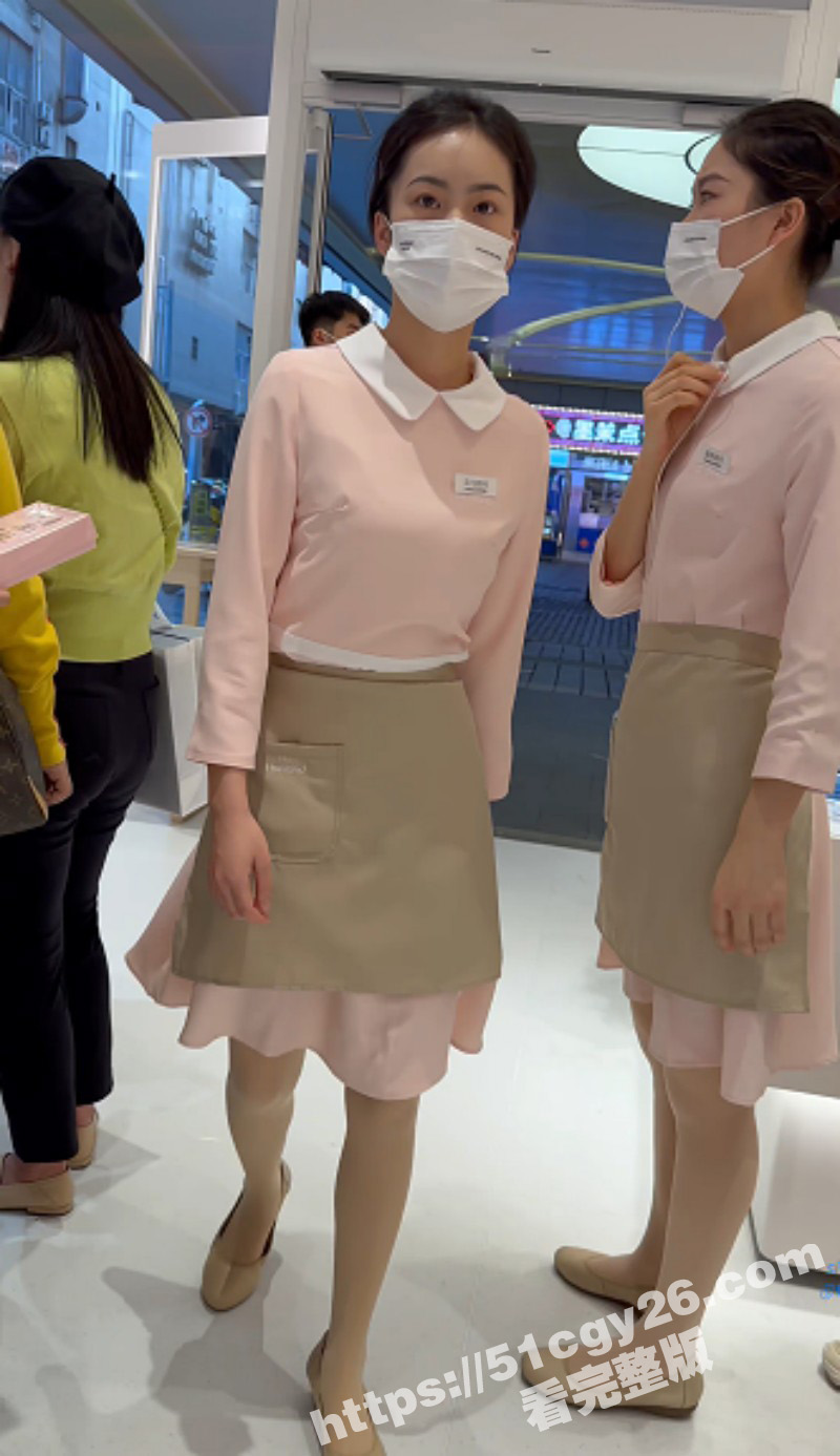 大神抄底好利来美女员工还有人穿开裆丝袜02