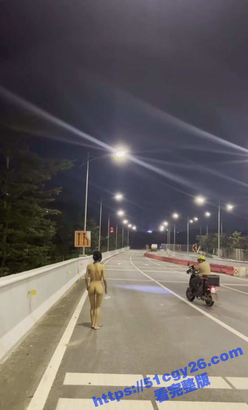 Cikai Moon全裸马路边露出 5