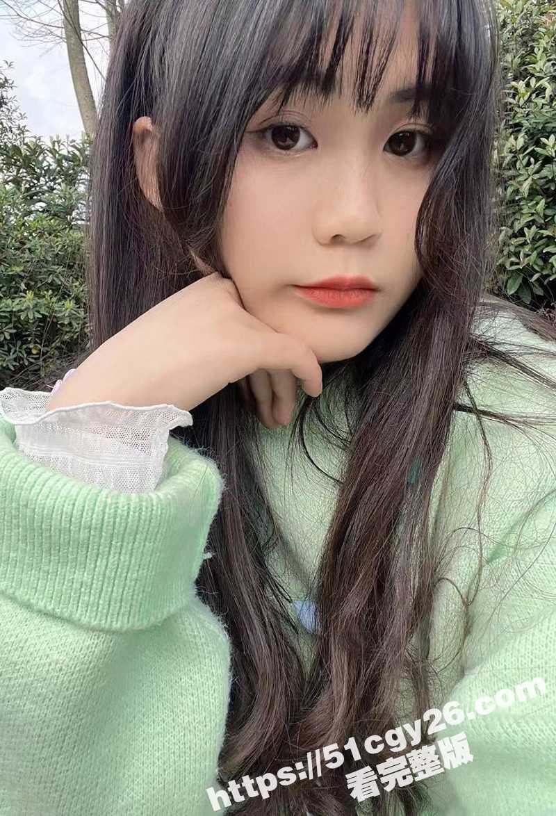 宜宾清纯美少女 谢欣芮 不雅视频曝出 为男友戴绿帽被金主用跳蛋假屌调教 淫穴白浆四溢！