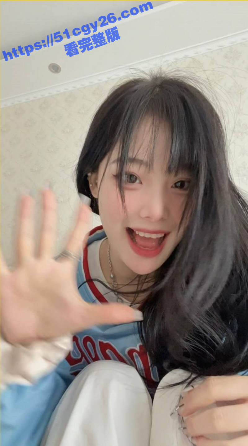 富二代fKabuto约炮23岁甜美小网红04