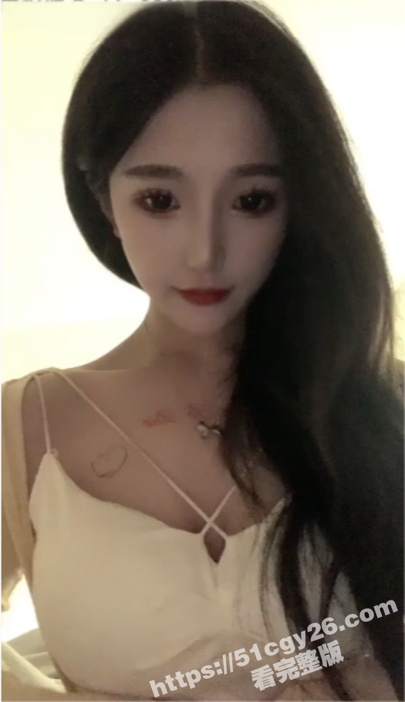 花椒高颜值女神沐沐淫语自慰私拍02