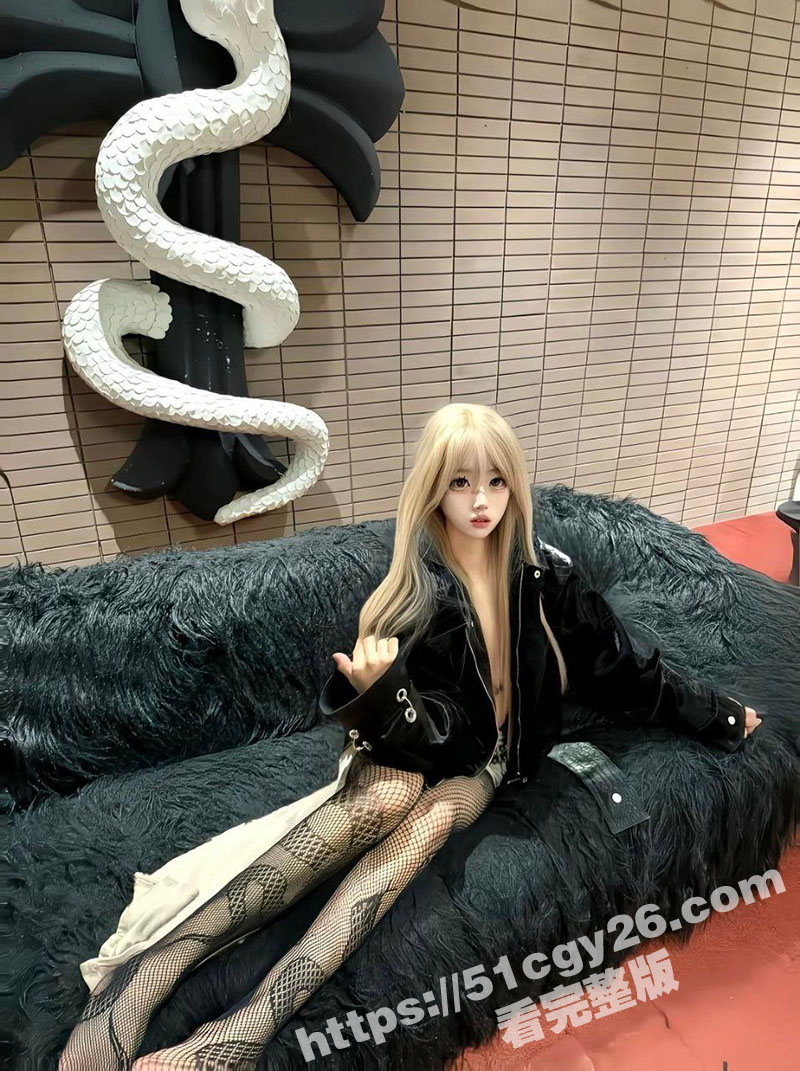 推特极品萝莉口交私拍视频12