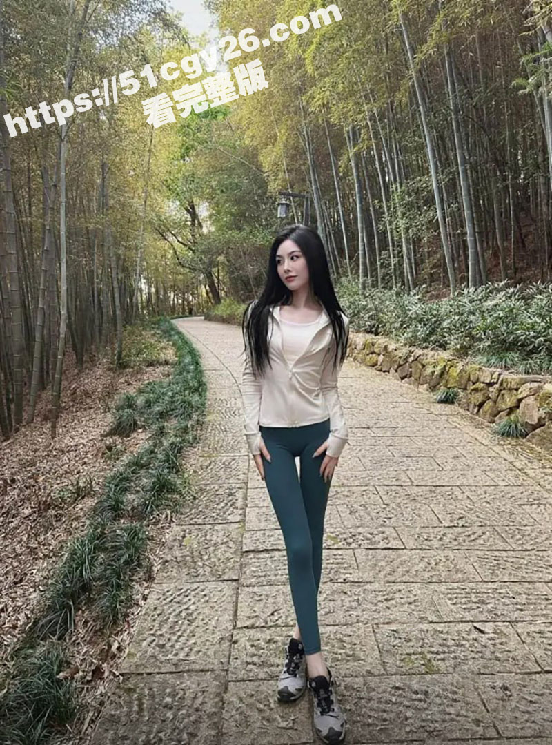 杭州美甲店老板娘柳曼婷跑步跳蛋私拍5