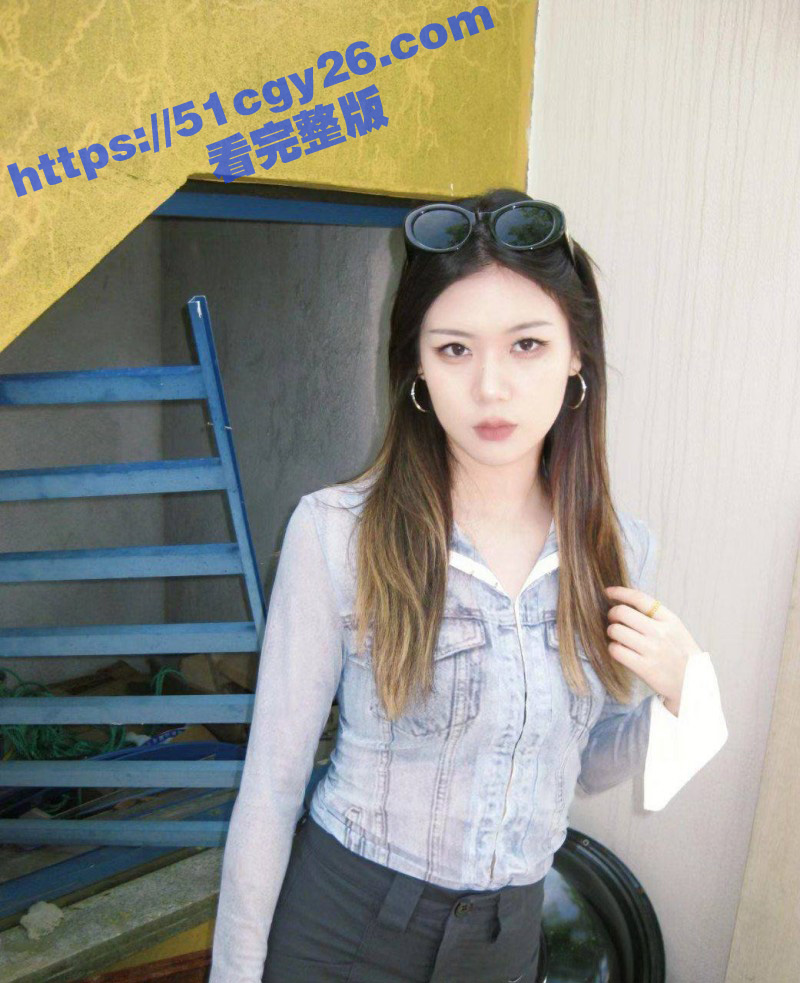 01年平面模特蒯欣欣被渣男曝光私拍04