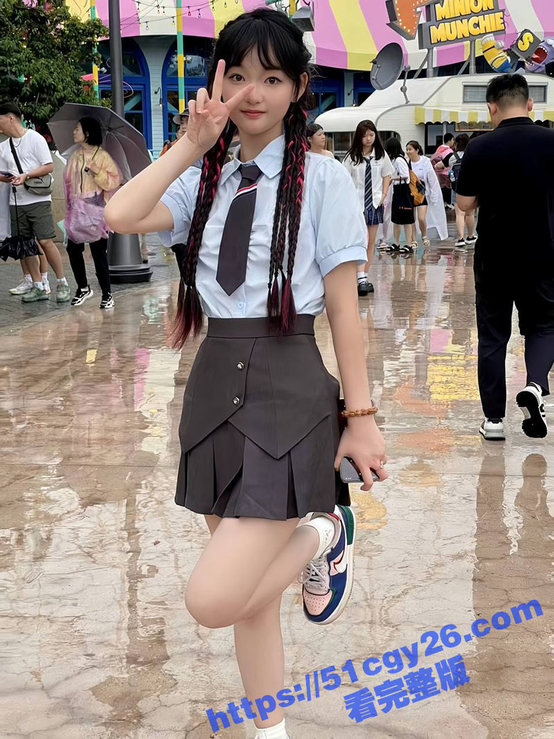 四川大学安佳瑞和同学约炮性爱私拍24