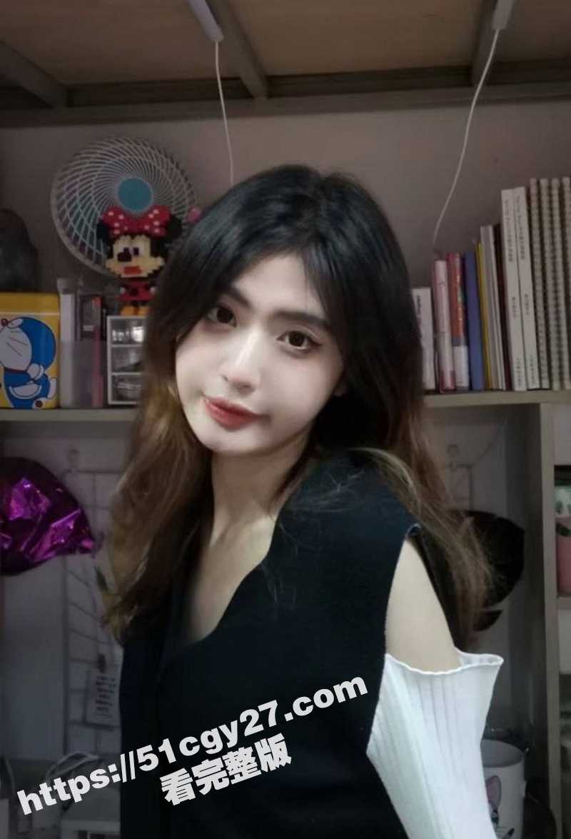 白嫩反差学生妹李维依私拍性爱视频流出2拷贝