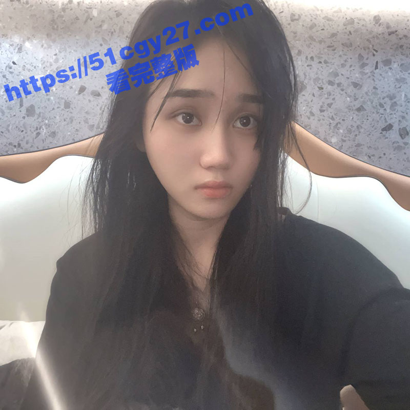 湖南妹子裸贷抵押自慰视频8