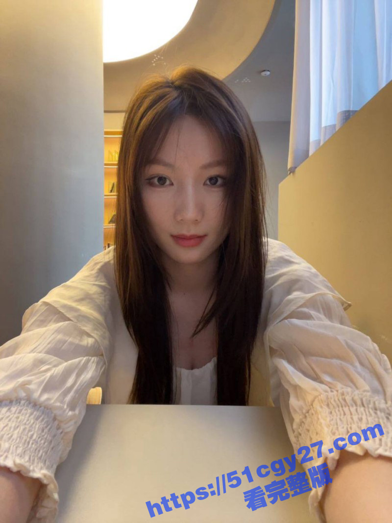 山西运城酒店前台 霍怡晨 订婚后出轨遭未婚夫曝光私拍 多汁淫穴被操到白浆四溢！