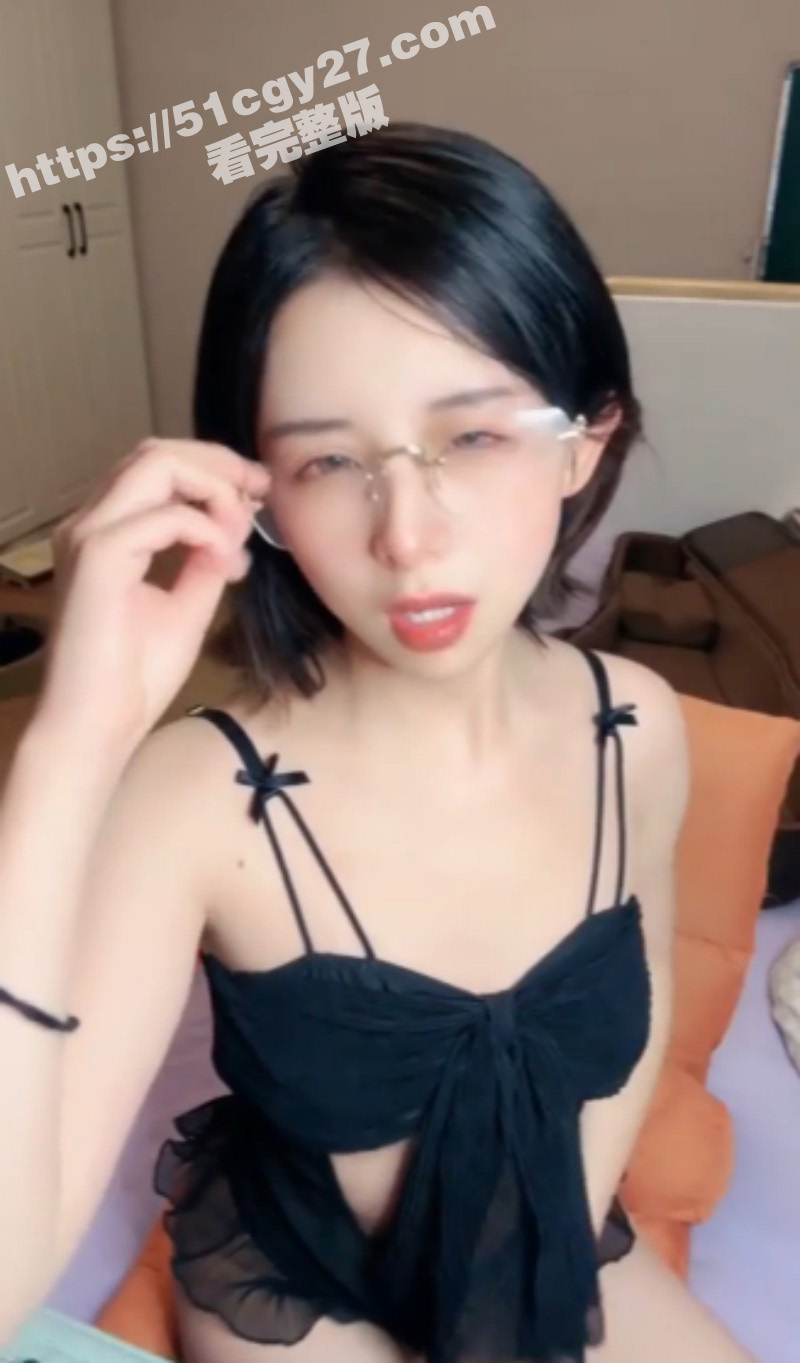 才艺女主播小书老师由黄转绿最后一秀02