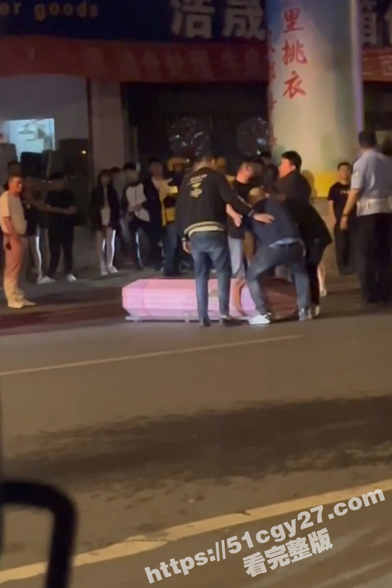 河北辛集醉汉被醉驾无证男子撞死04