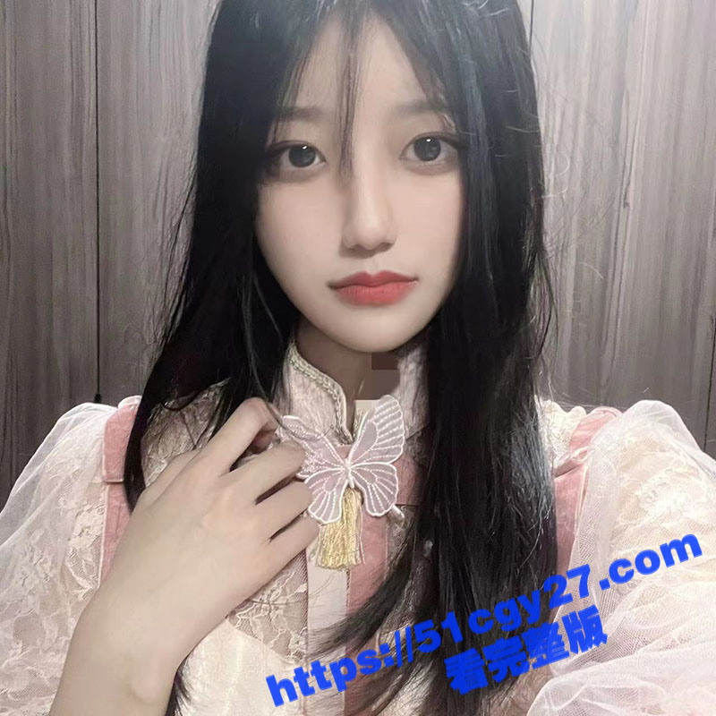 网调极品萝莉pudding道具肛塞私拍6