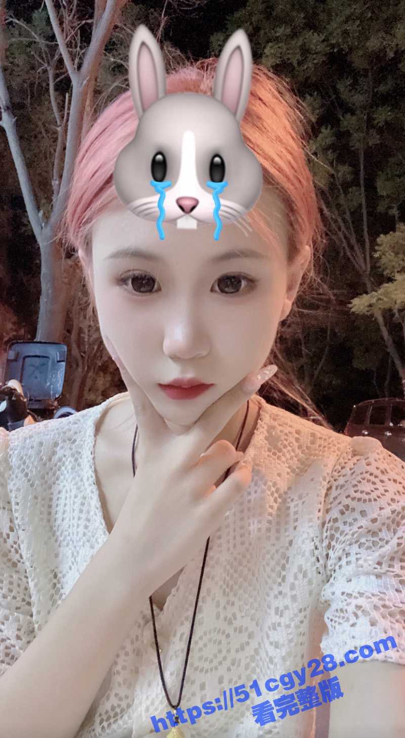 小婷宠物主播直播与狗舌吻视频03