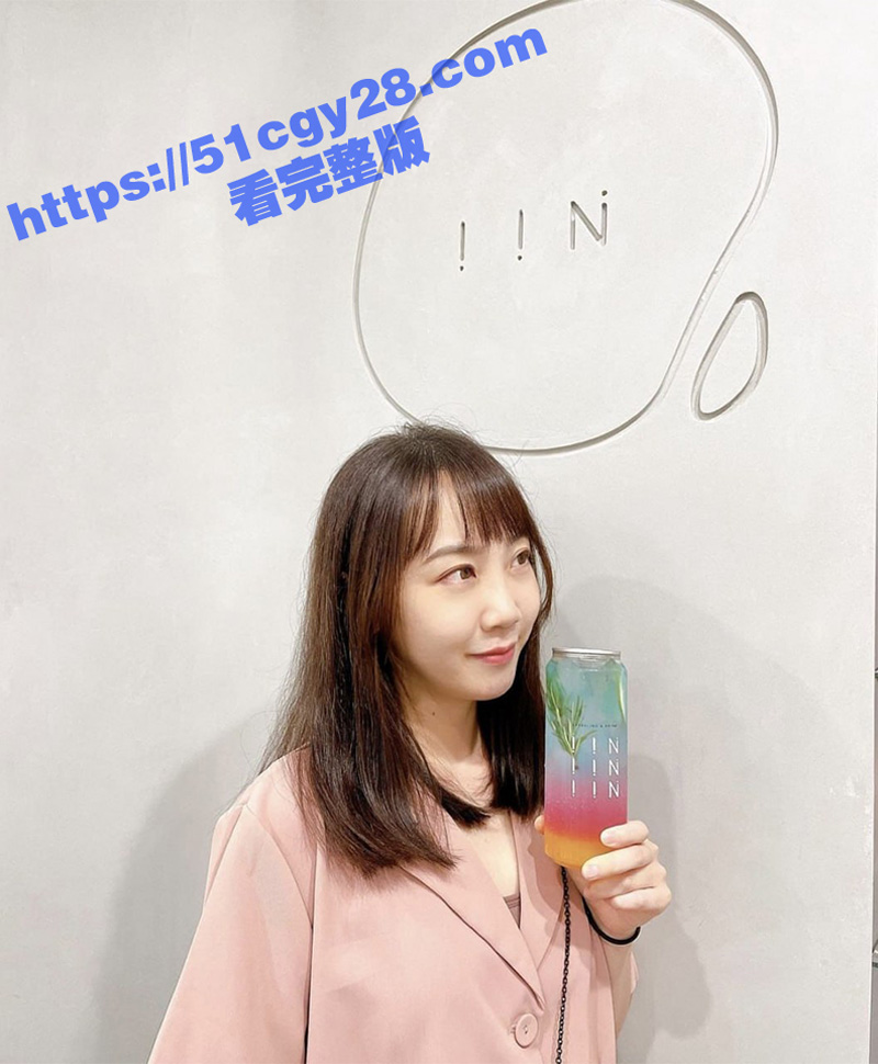 台湾爱健身的极品台妹 3P双飞视频流出 同时口交后入 高翘臀部遭打桩爆操 娇喘连连！