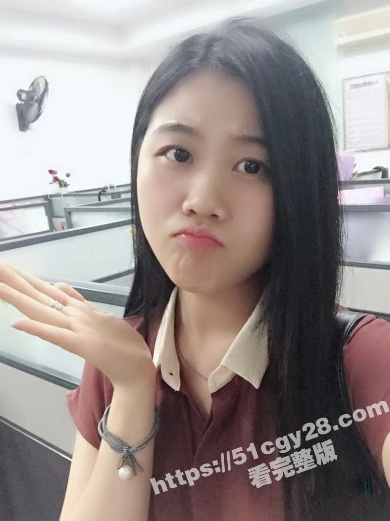 清纯稚嫩小妹妹 刚踏入社会就被主管潜规则 口交技术熟练 绝美肥臀被后入爆操 呻吟甜美诱人！