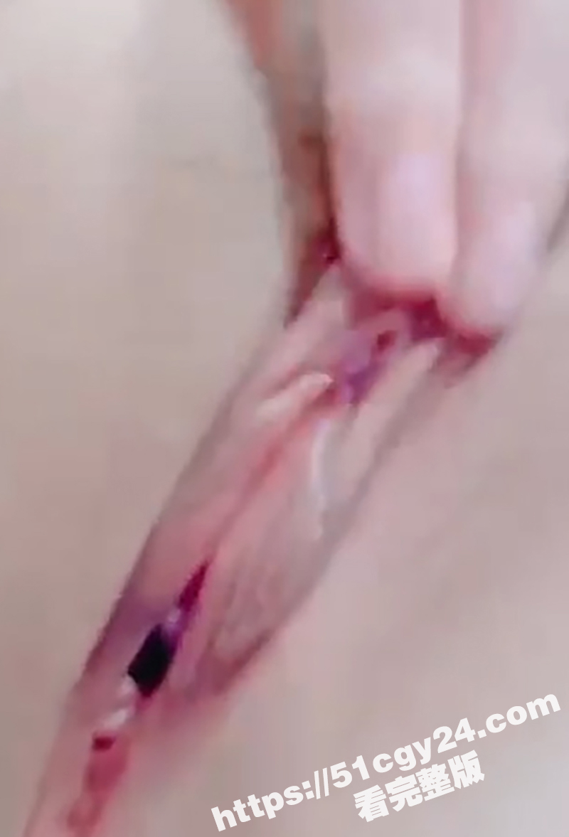 甜筒Yuki私拍视频 (8)