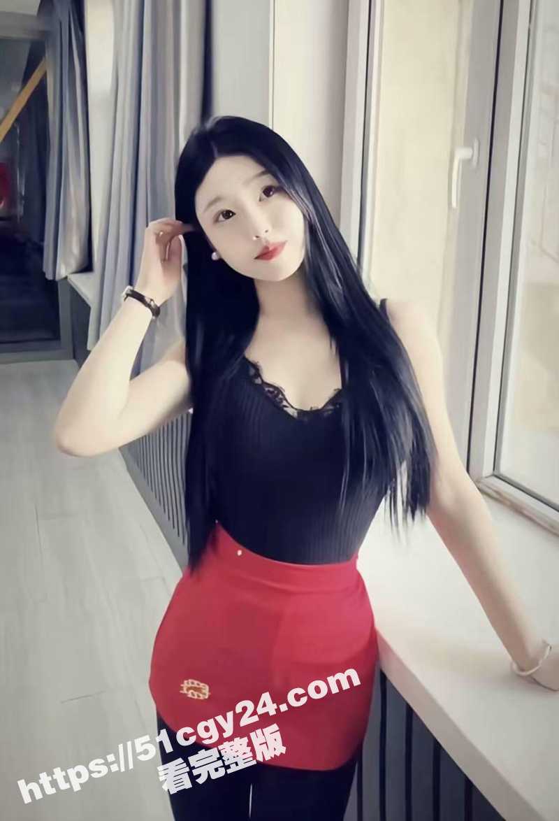 东北师大舞蹈生 张俪莹 不雅视频流出 校园女神竟是金主母狗 假屌自慰竟插的淫尿狂喷 尺度爆表！