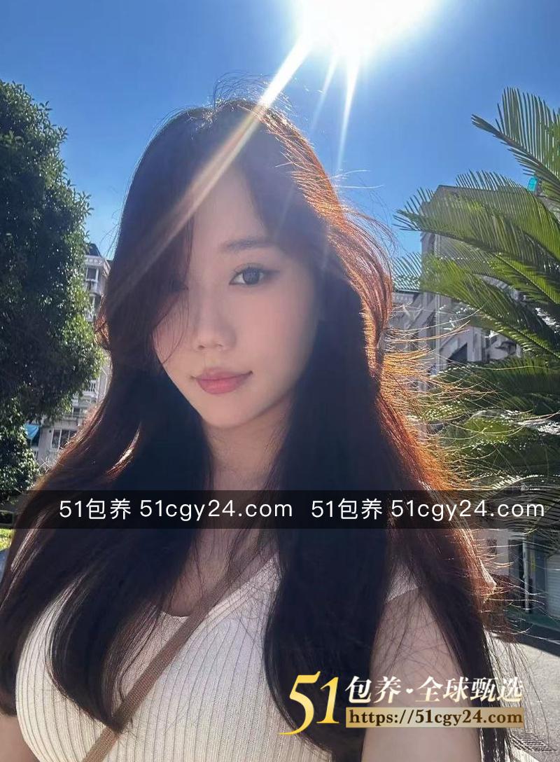 51包养 高端外围 | W2DG051202 东莞肌肤紧致细滑妹妹 甜美声线学历高情商高 皮肤雪白 质量保真 假一罚十