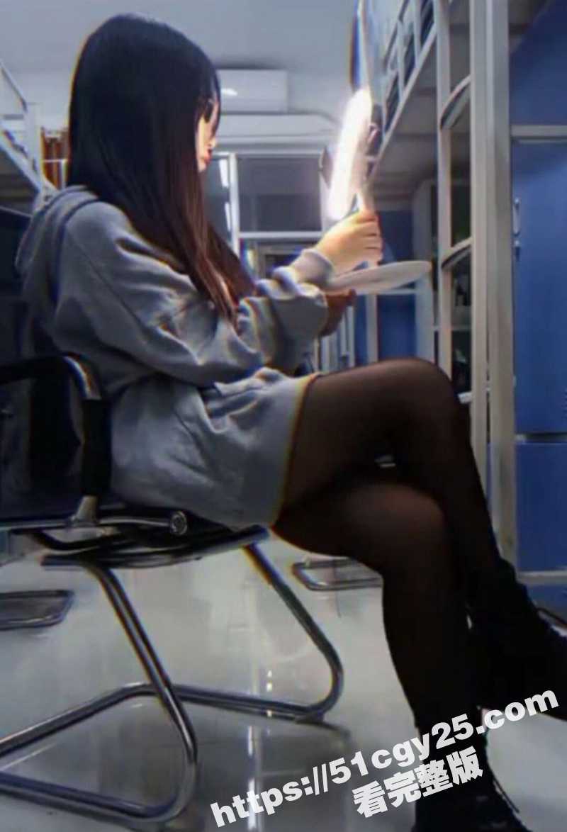 反差婊幼师于漫不雅性爱视频流出 7