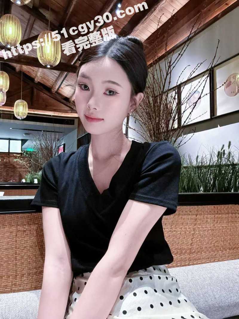 云南曲靖航空学校 程淑丹 被金主重金包养泄密私拍 后入猛操肥美蜜臀 浪叫无比诱人！