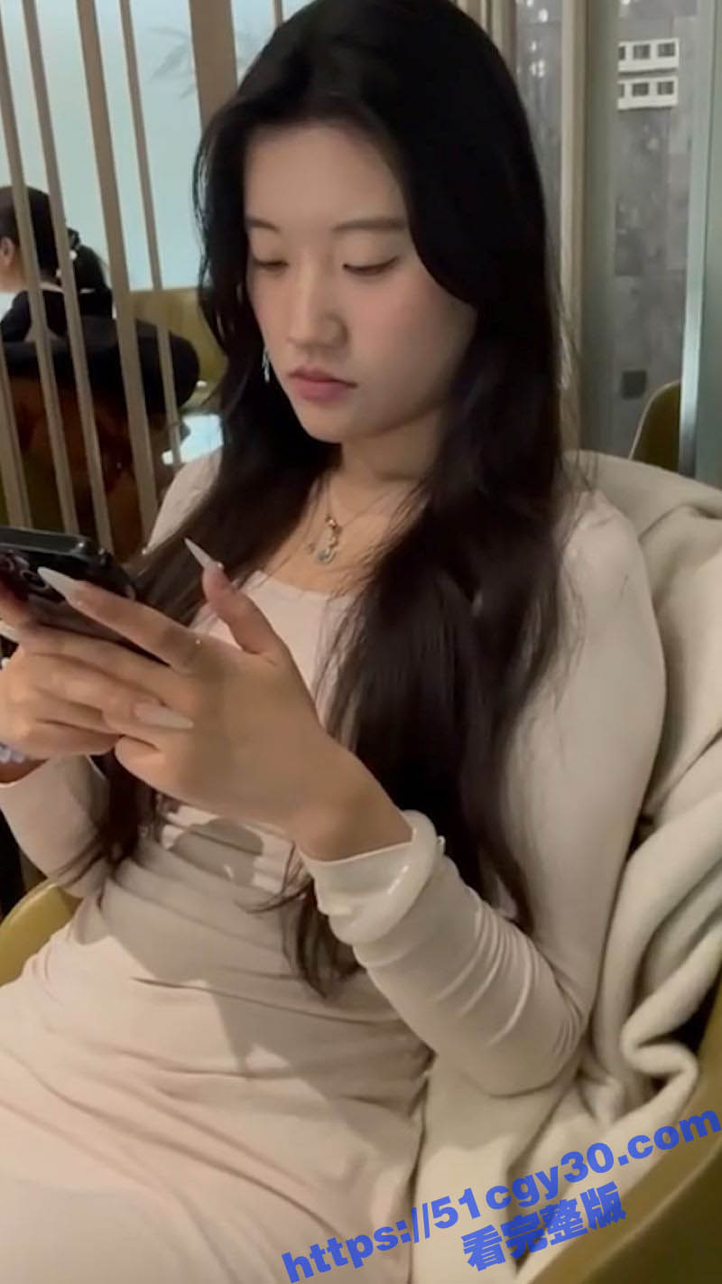 成都骚逼陈昕怡约炮视频曝光 2