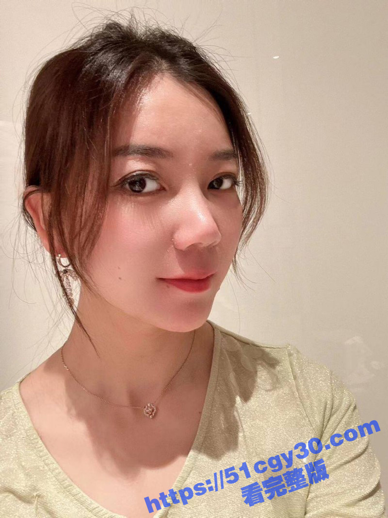 母子乱伦大神和妈妈激情车震03