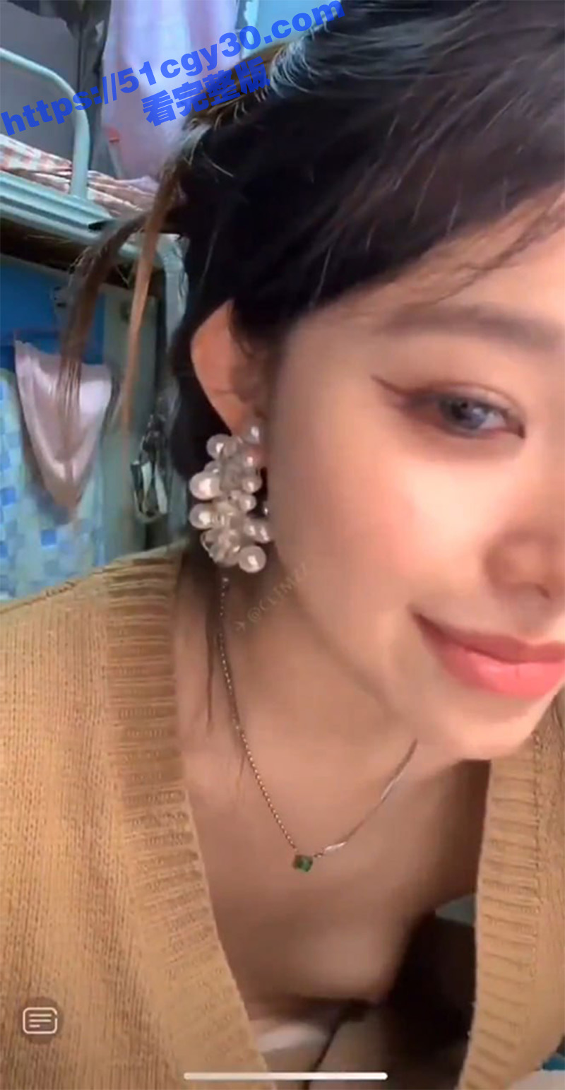 抖音小姐姐擦边露点闪现集合  拷贝 3