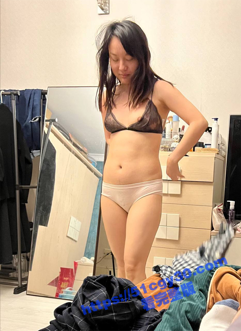 旅居新加坡的广东情侣性爱视频曝光 拷贝 7