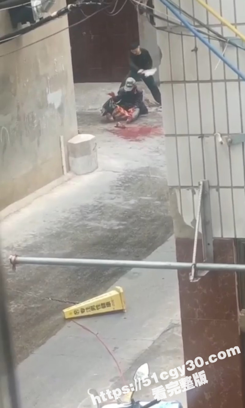 云南玉溪无良房东拒退押金被砍死07