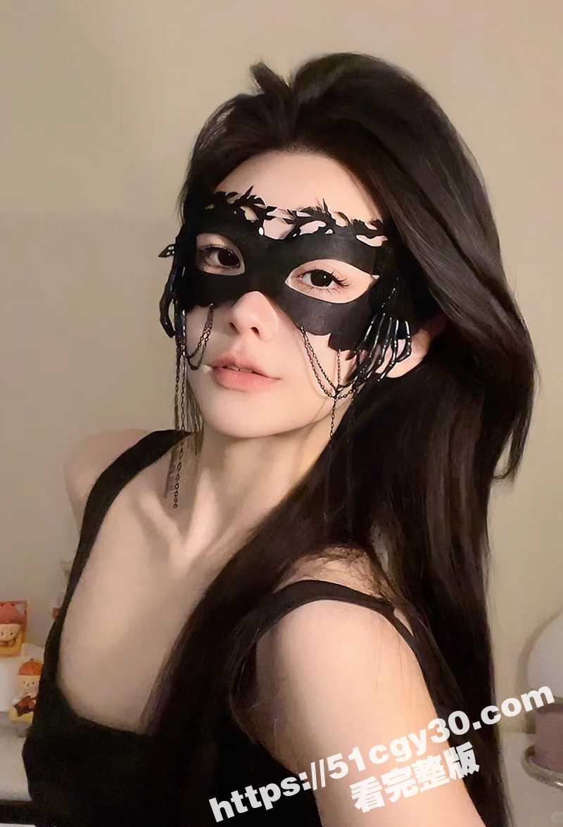 推特淫娃小烤肉后入视频流出‘ 2