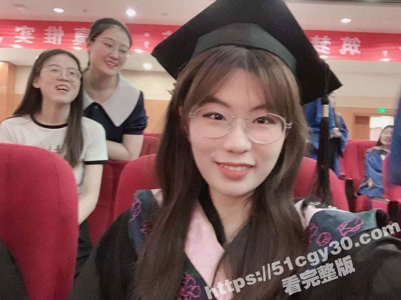 天津留学生女友发不雅自拍勾引男友啪啪 2