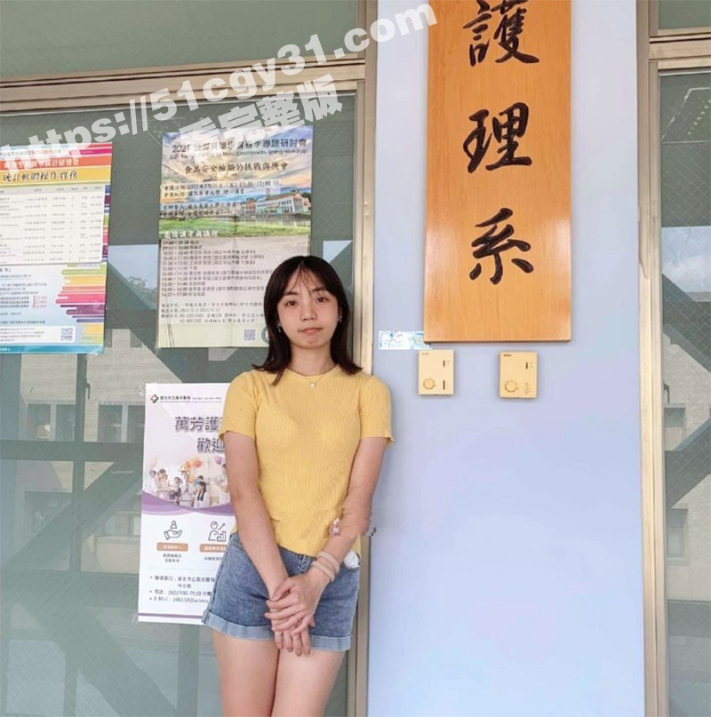 台北 大二护理系学生妹李雪儿与男友做爱视频流出 拷贝 5