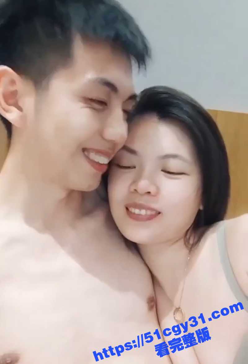 年轻小伙儿被富婆白嫖视频曝光 2 拷贝