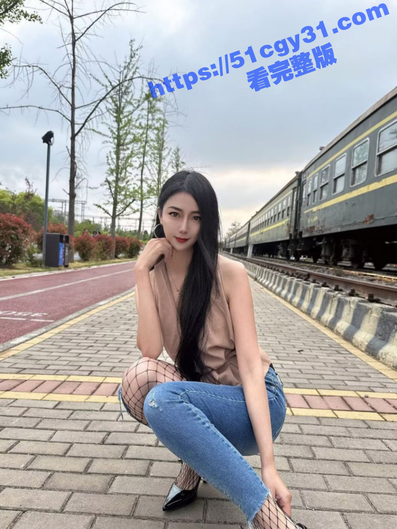 山东菏泽30岁少妇 刘宵雪 离婚后自甘堕落沦为楼凤 出租屋惨遭金主束缚调教！