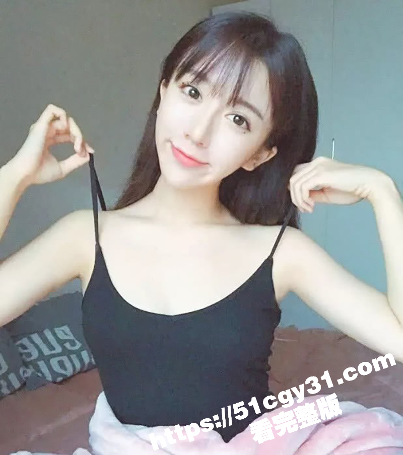 抖音网红 呆妹儿小霸王 直播间回应曝光事件 多次强调不是自己 却没证据自证 早期背刺旭旭宝宝 更多黑料扒出！