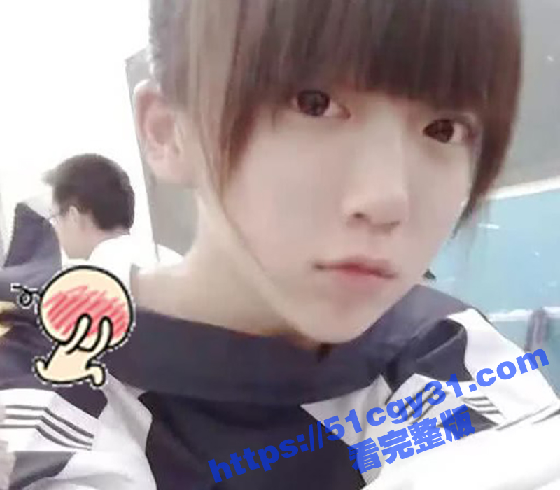 抖音网红呆妹儿小霸王直播间回应曝光事件（3）