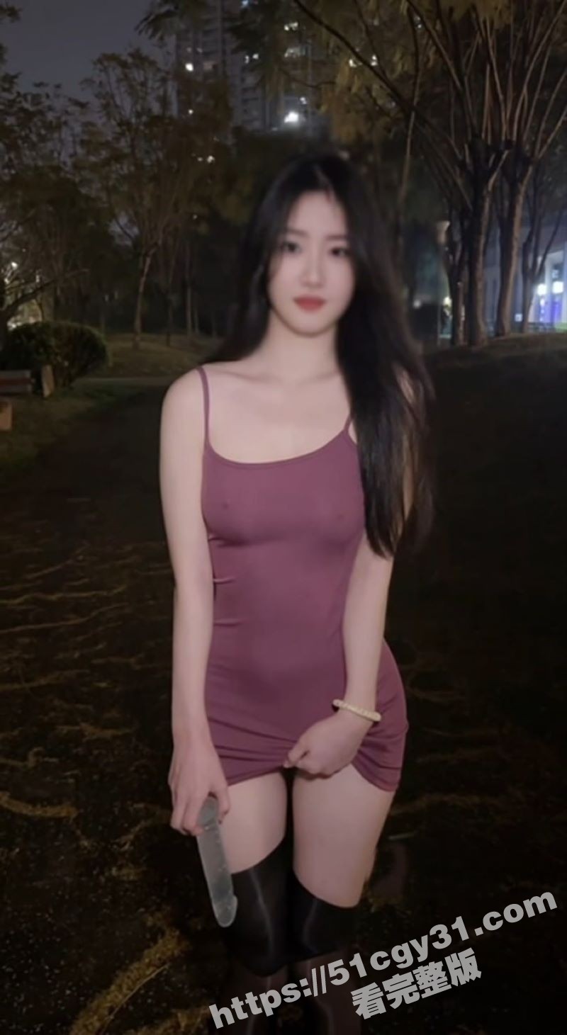 播音系大学生小美miyoki最新户外露出 4