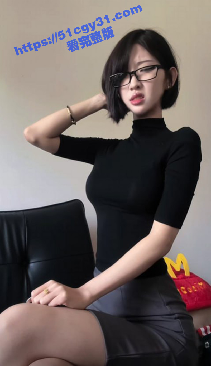 抖音50万粉网红 行简 5月份假鸡巴双穴齐开福利视频合集 拷贝