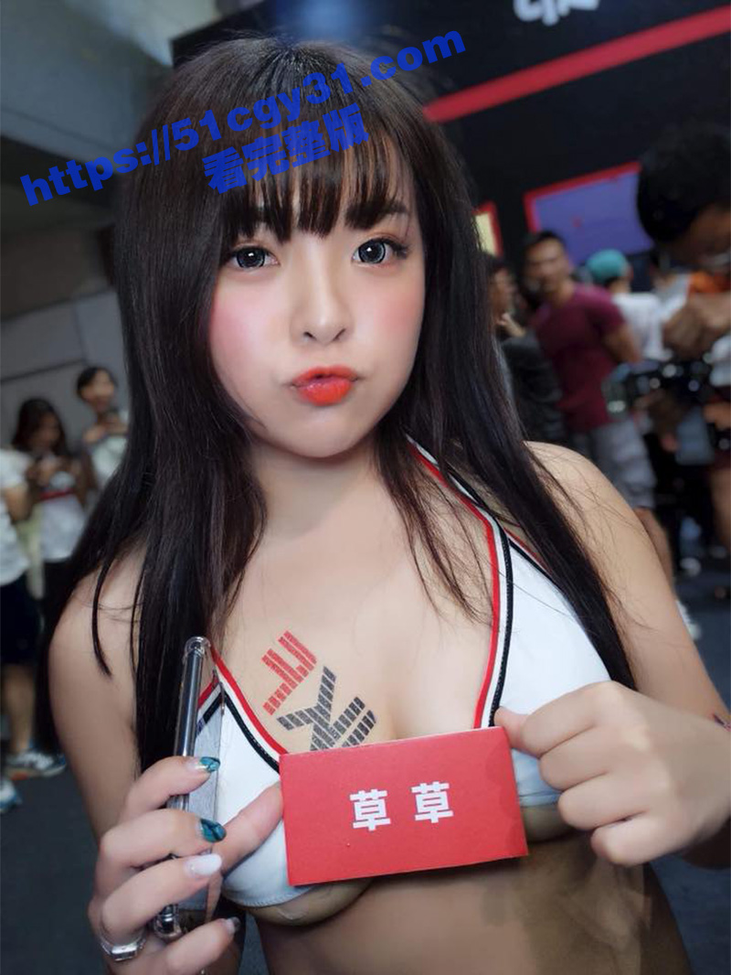 台湾F罩杯李姿仪草草直播秀巨乳 拷贝 6