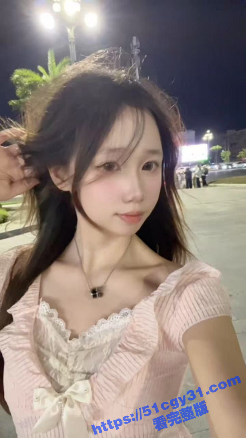 重庆财经职业学院郭佳馨被后入调教04
